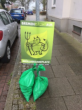 Schil mit dem Hinweis auf die Aktion 